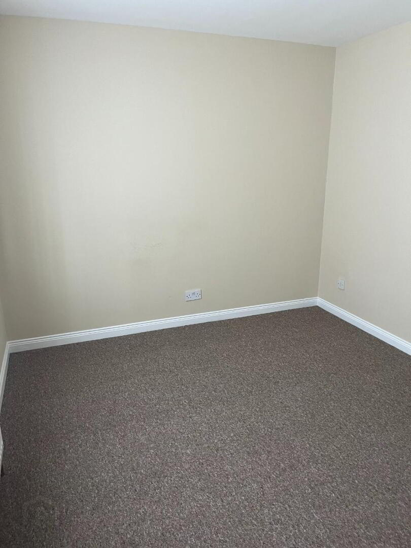 2 Downshire Apts, 16 Church View 15 of 16