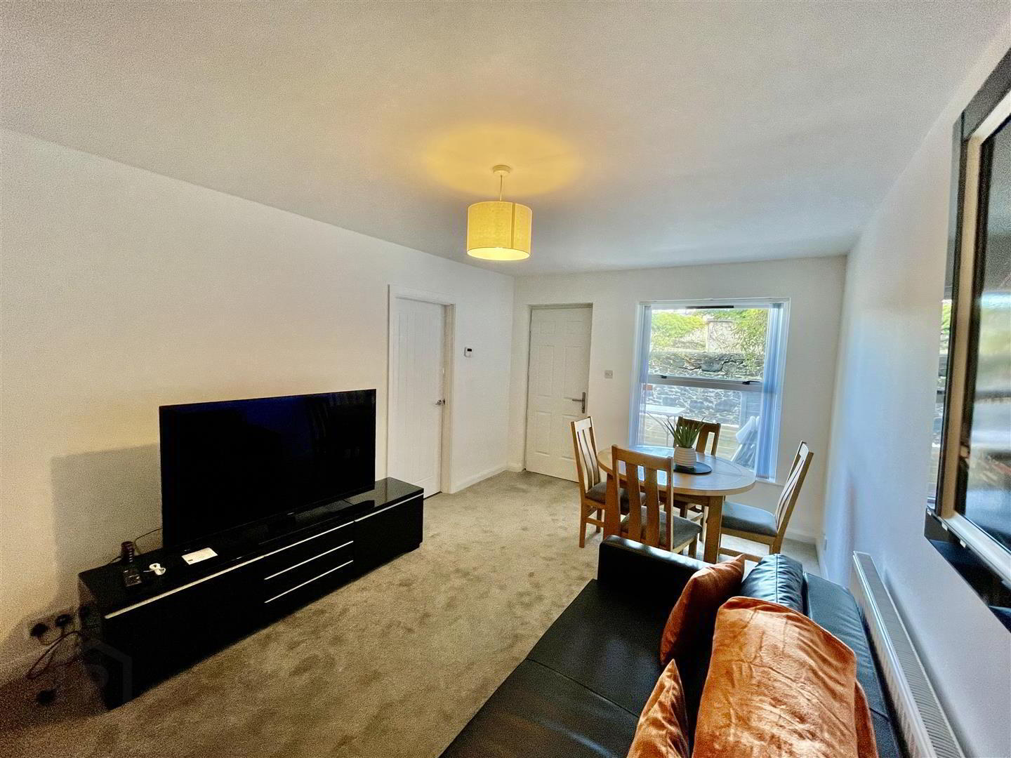 property description image