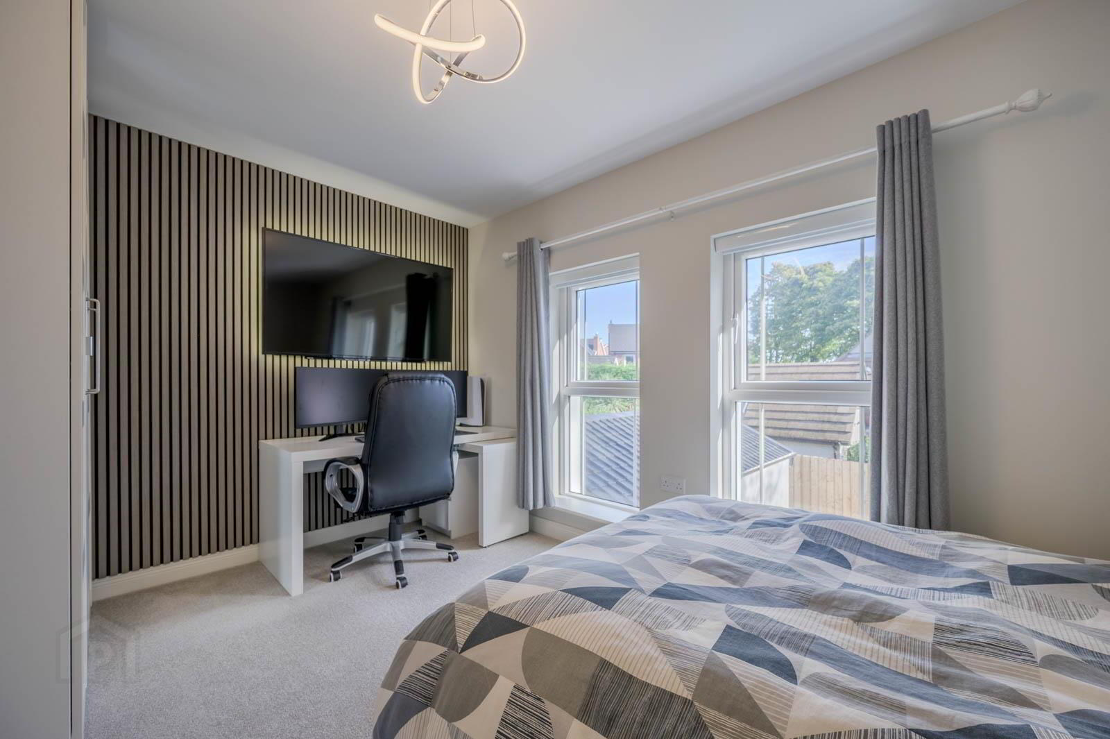 11 Brynmor Park 29 of 37