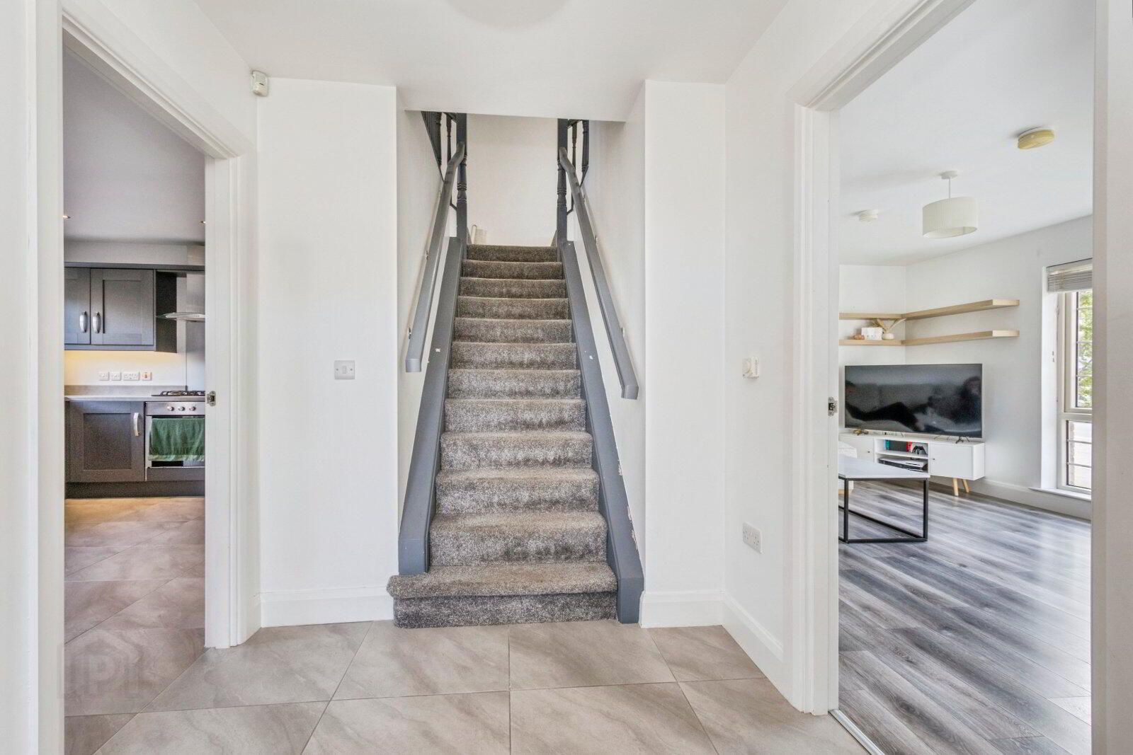 48 Woodbrook Avenue 3 of 21