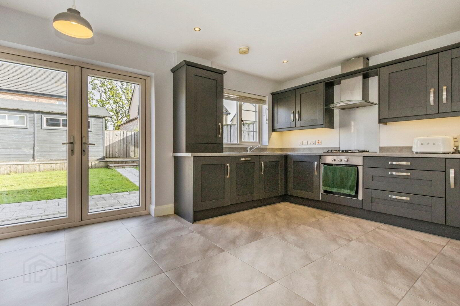 48 Woodbrook Avenue 8 of 21