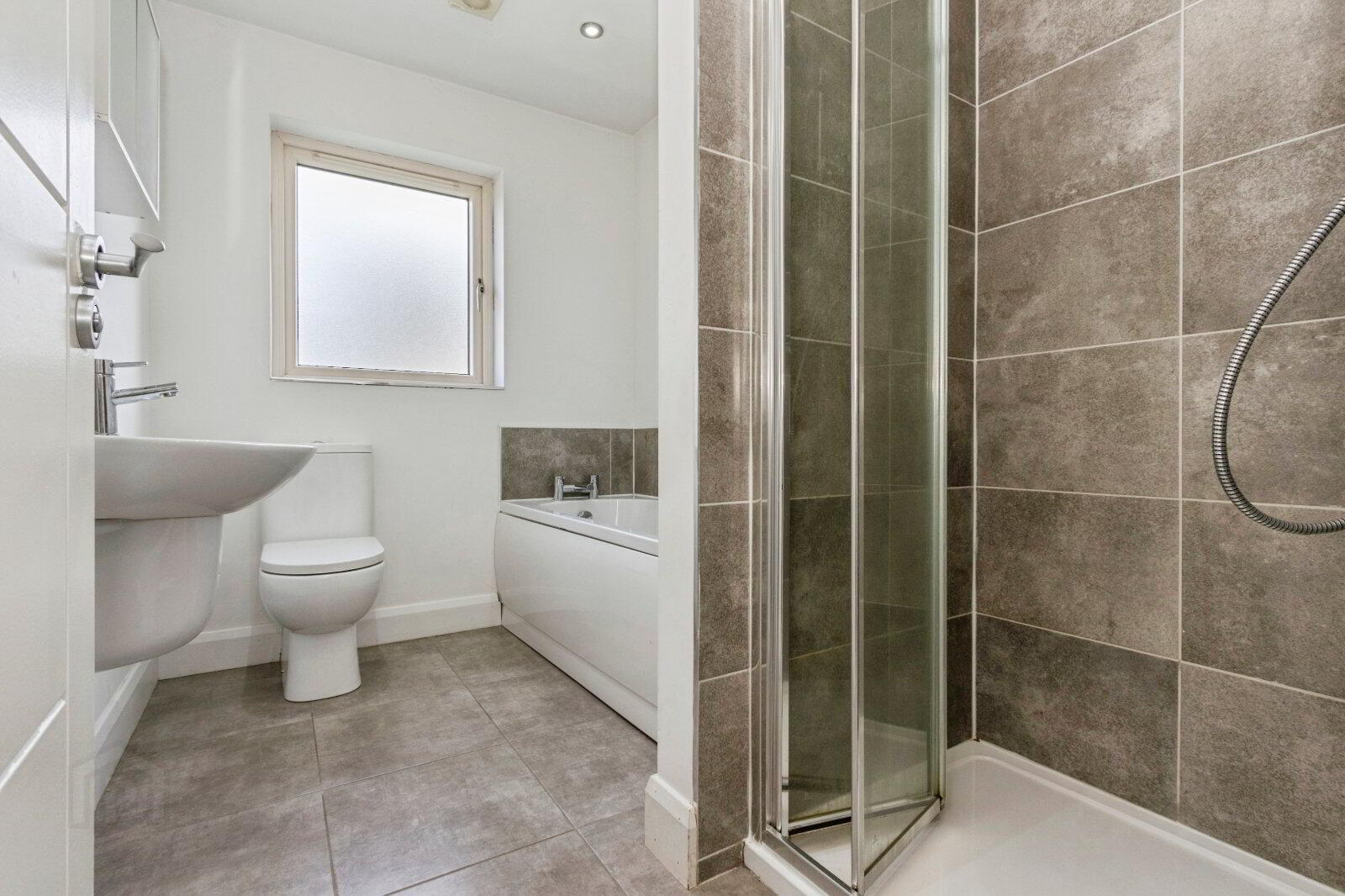 48 Woodbrook Avenue 13 of 21