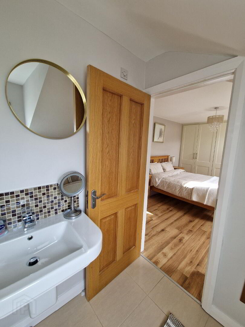 17 Lis Ard Court 33 of 35