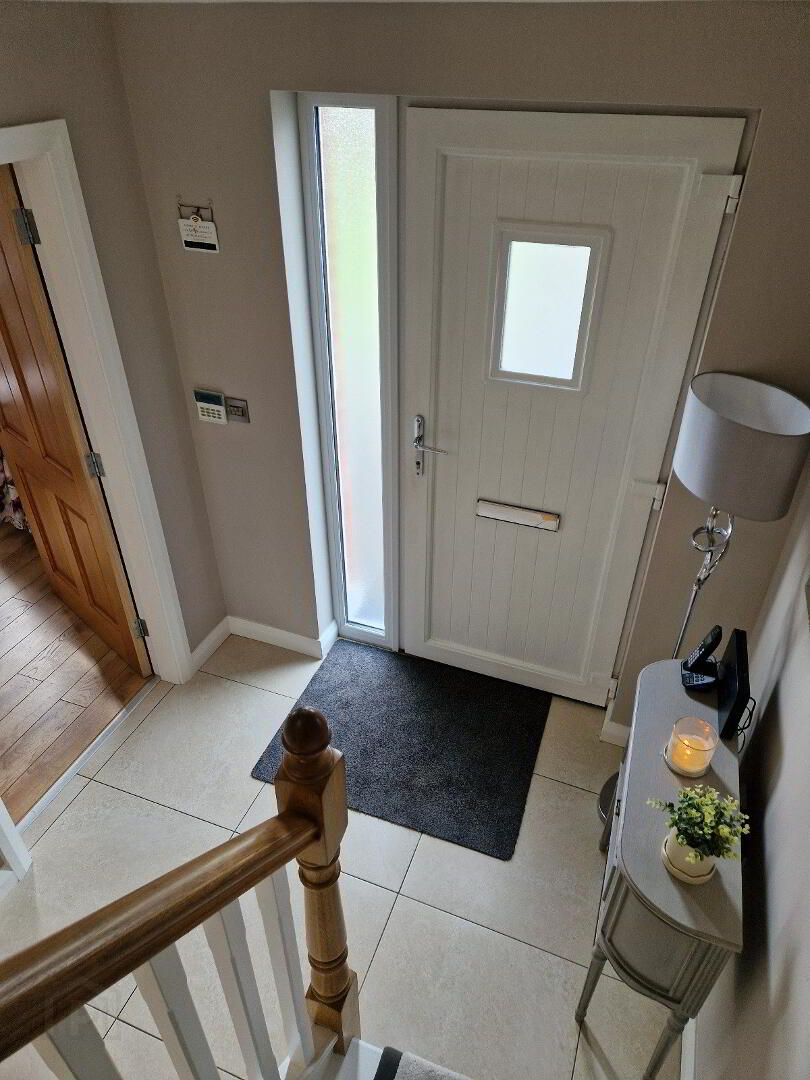 17 Lis Ard Court 5 of 35