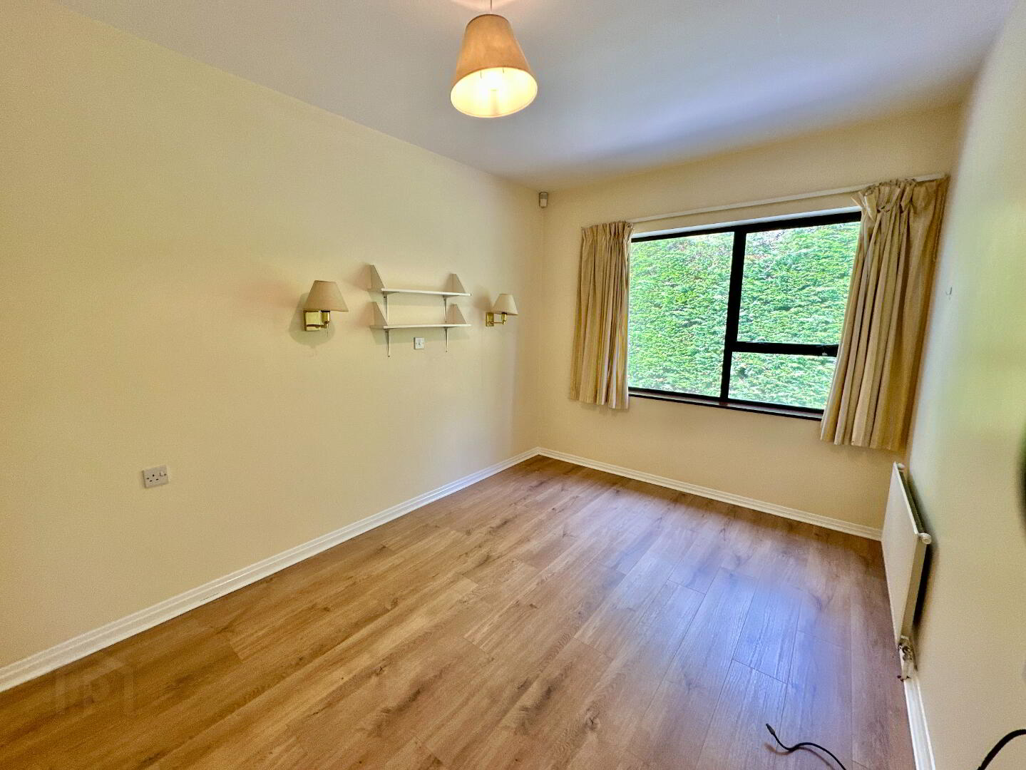 Firgrove, Pound Street 14 of 38
