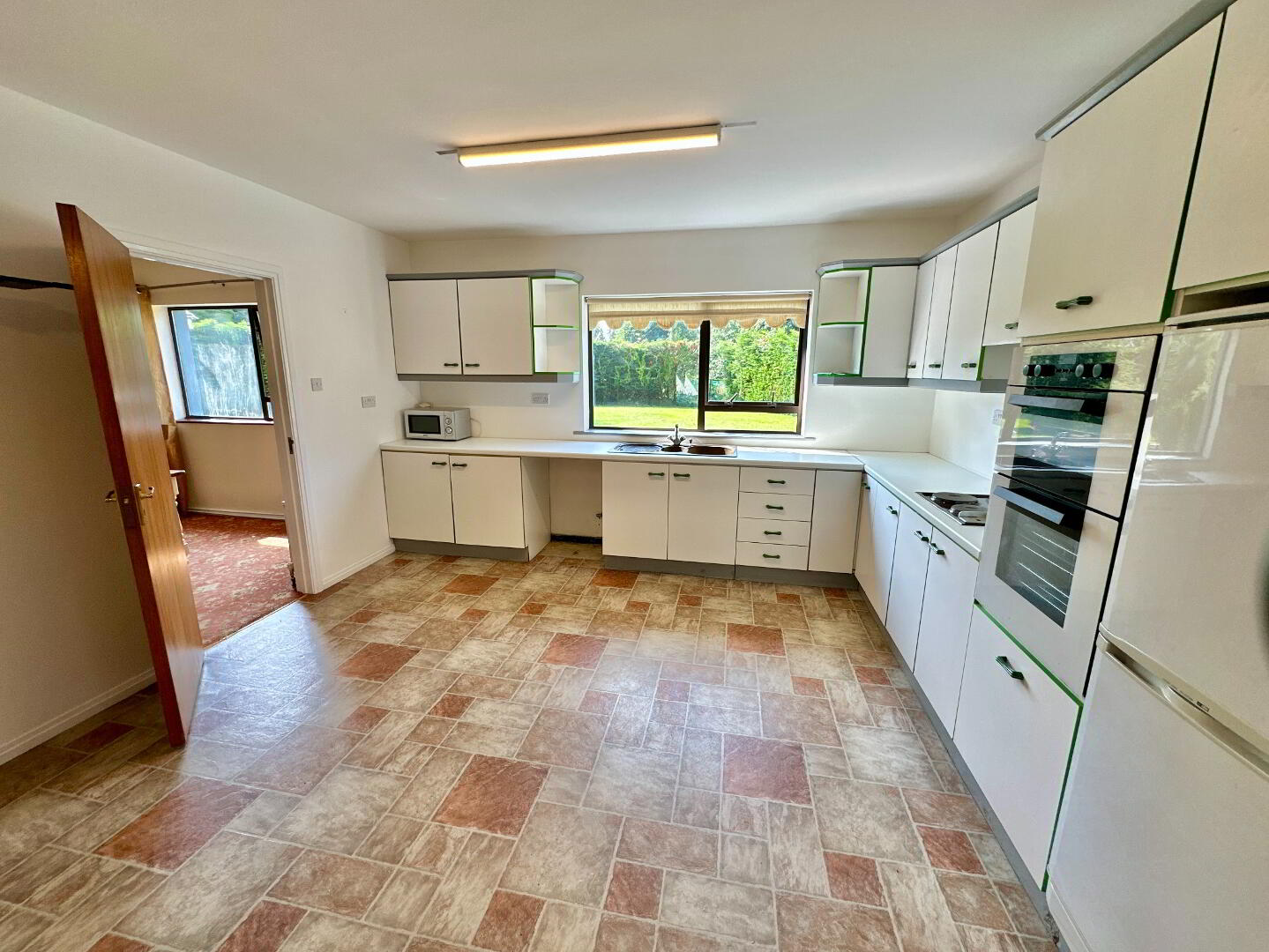 Firgrove, Pound Street 9 of 38