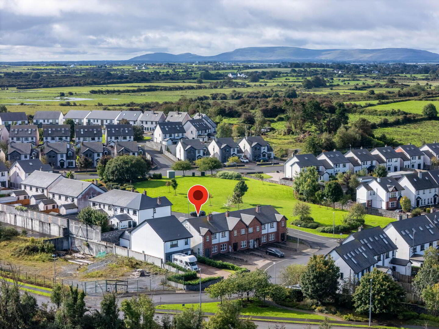 1 Oranview 27 of 33