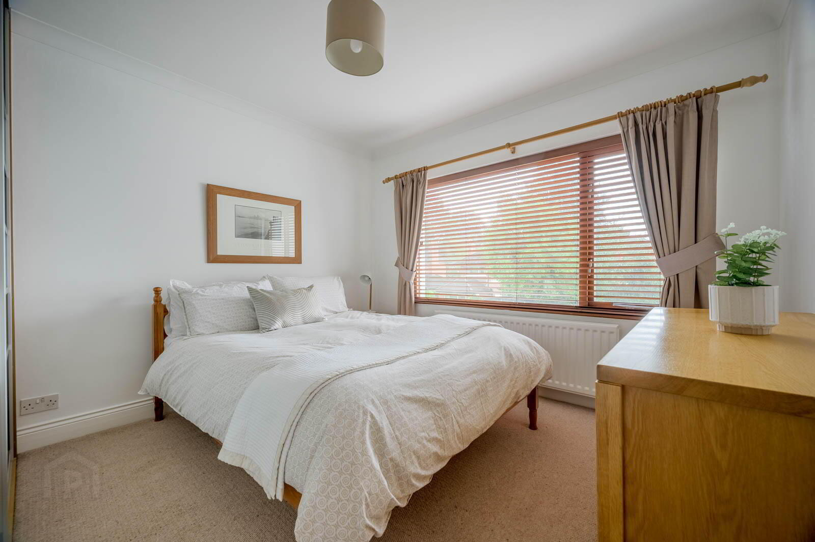 94 Old Holywood Road 31 of 41