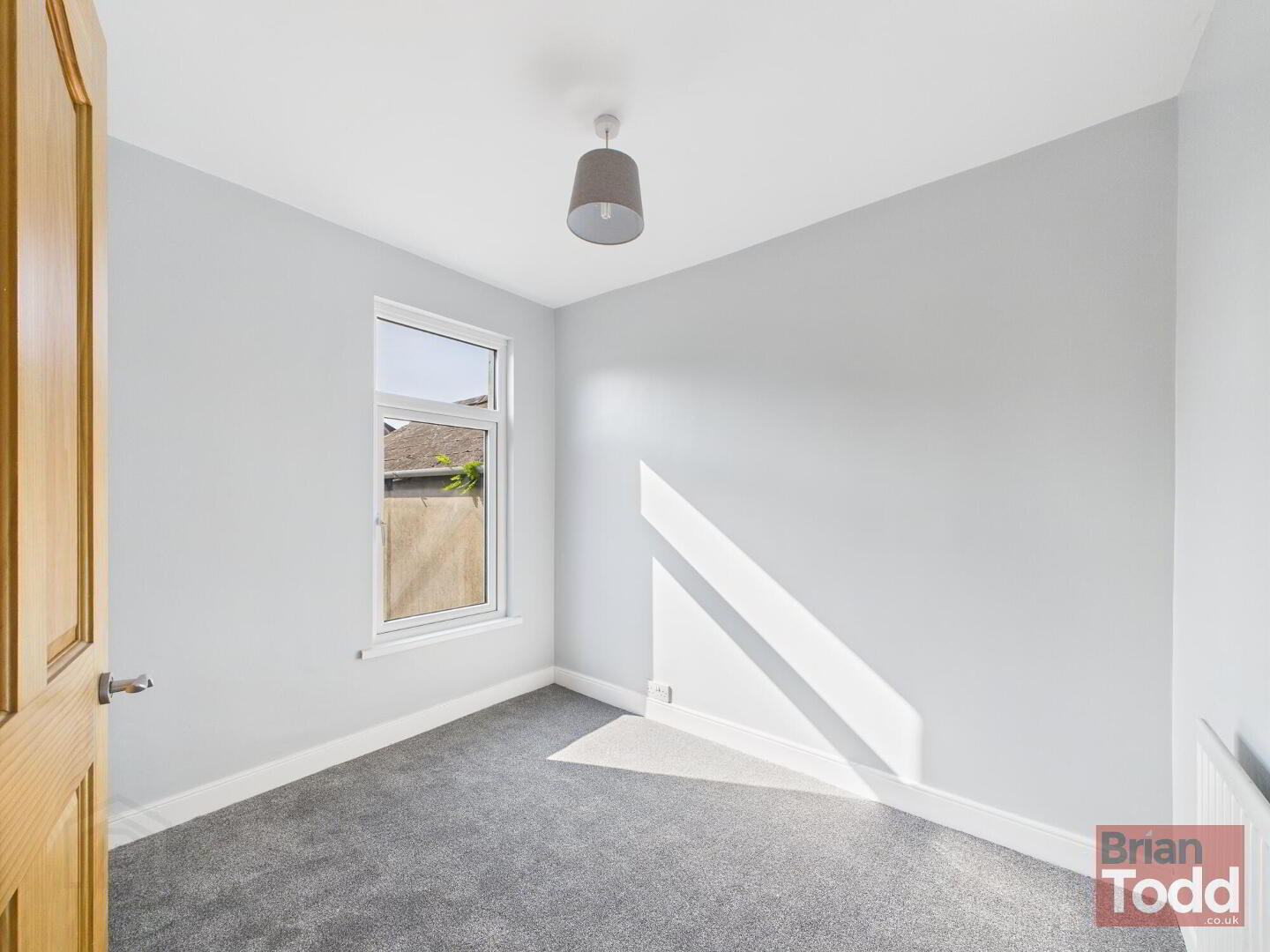 40 Old Glenarm Road 6 of 12