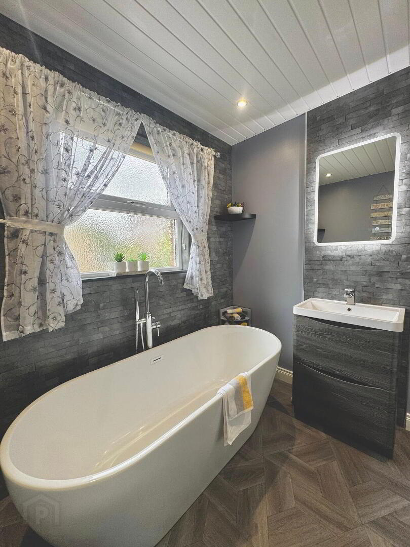 21 Carrowdoon Road 30 of 40