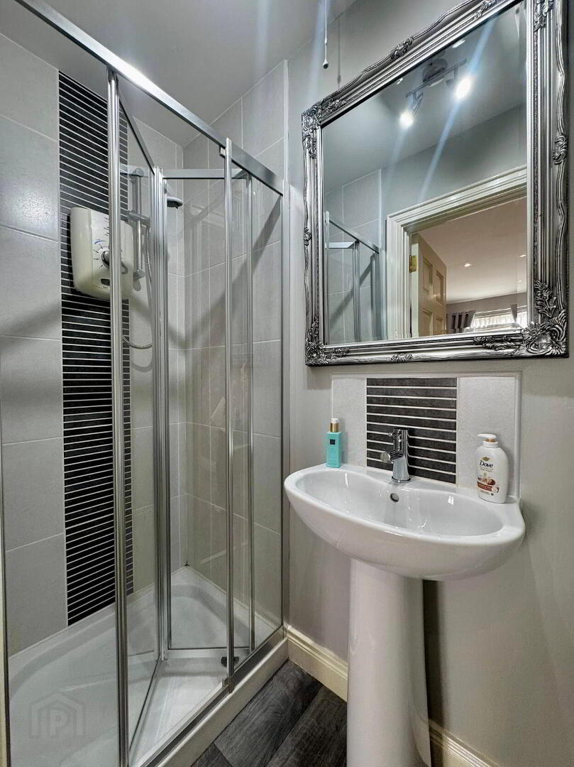 21 Carrowdoon Road 19 of 40