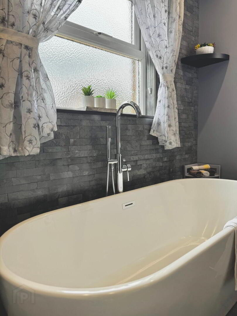 21 Carrowdoon Road 31 of 40