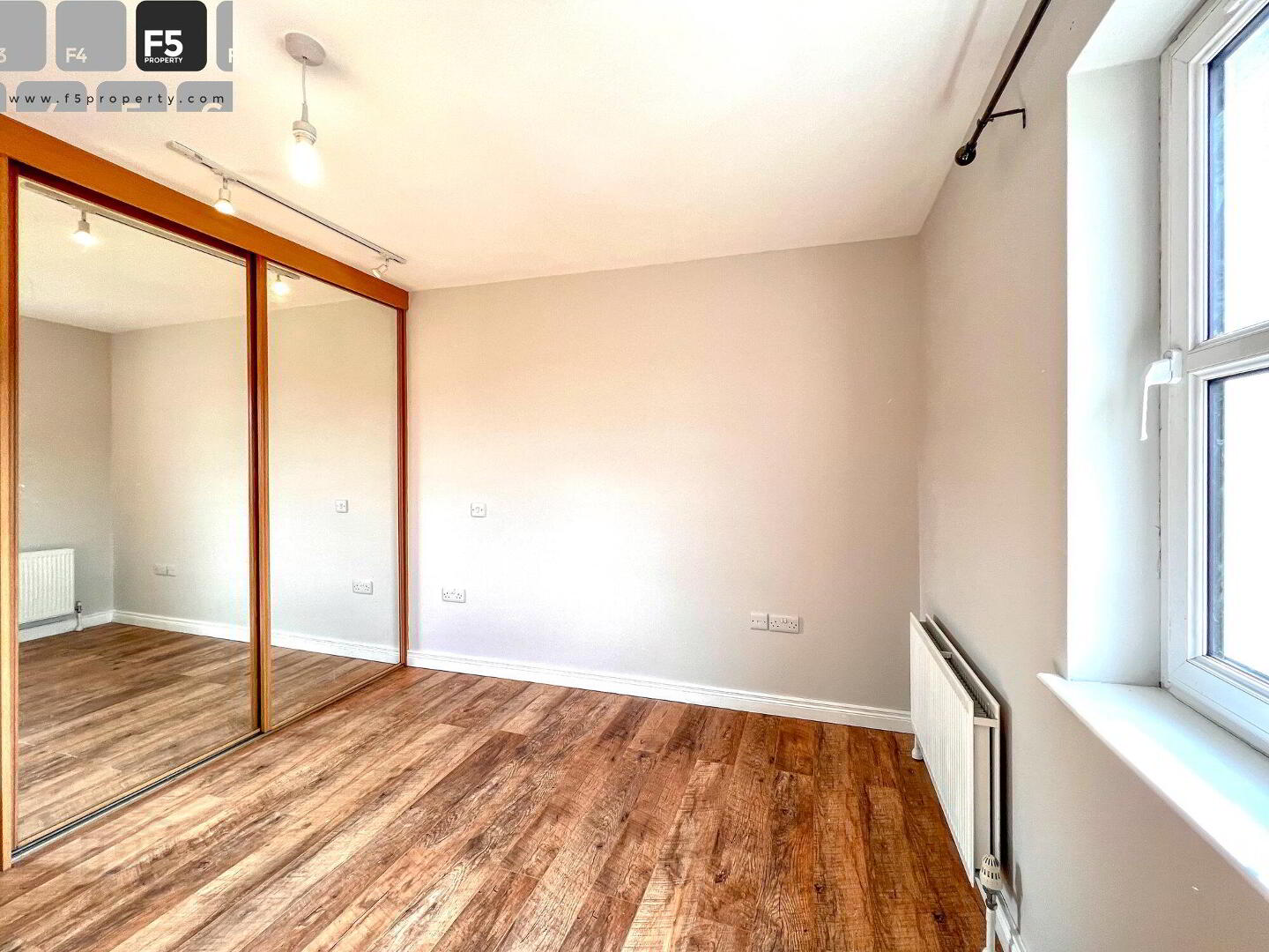76 Milfort Mews 11 of 16