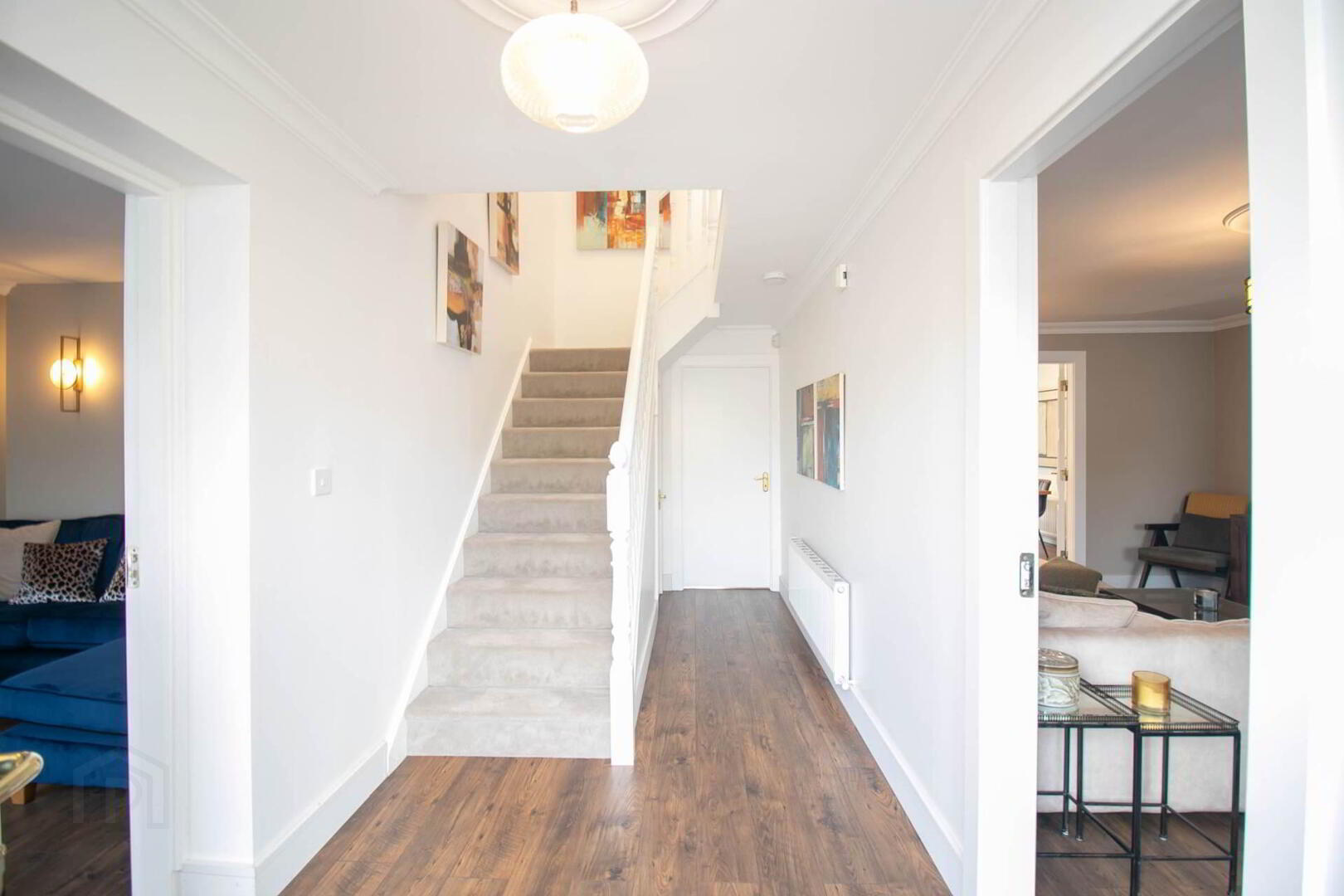 15 Landsdowne Manor 2 of 38