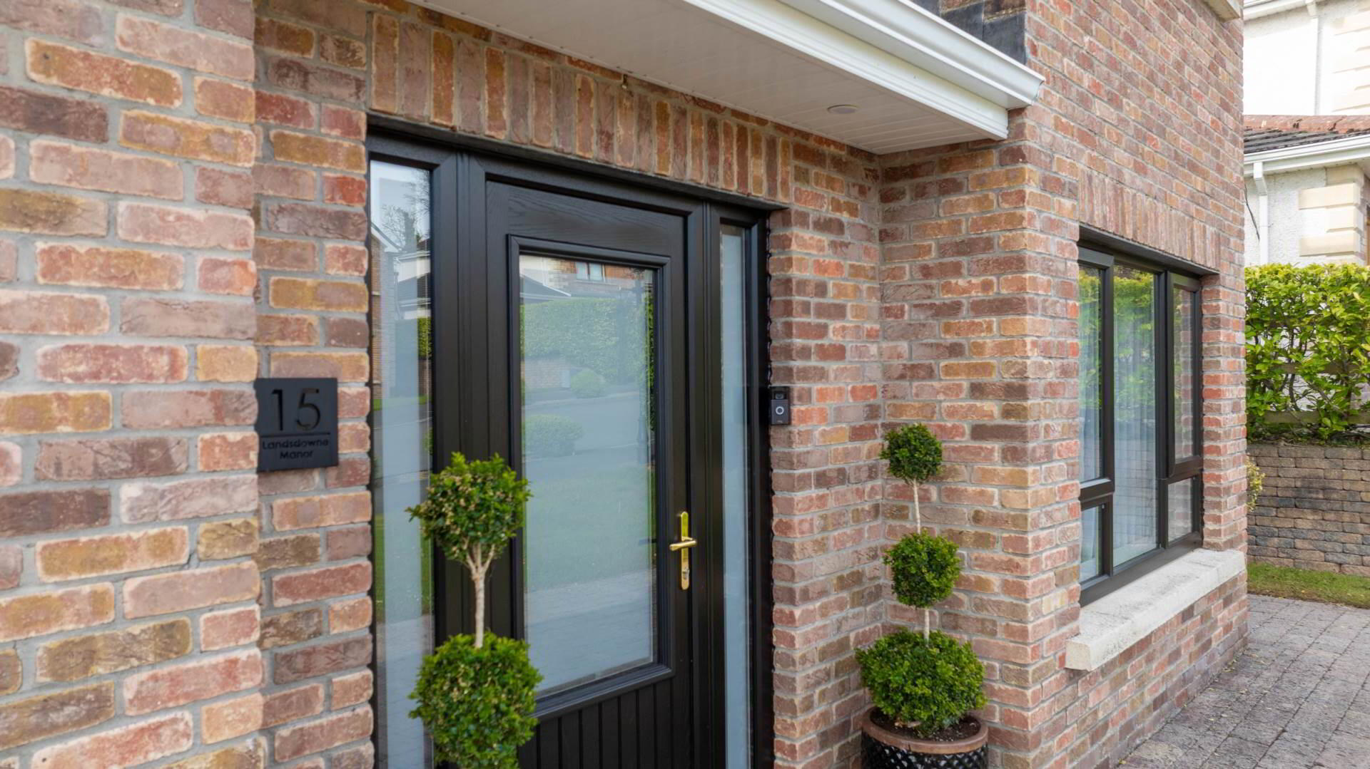 15 Landsdowne Manor 32 of 38