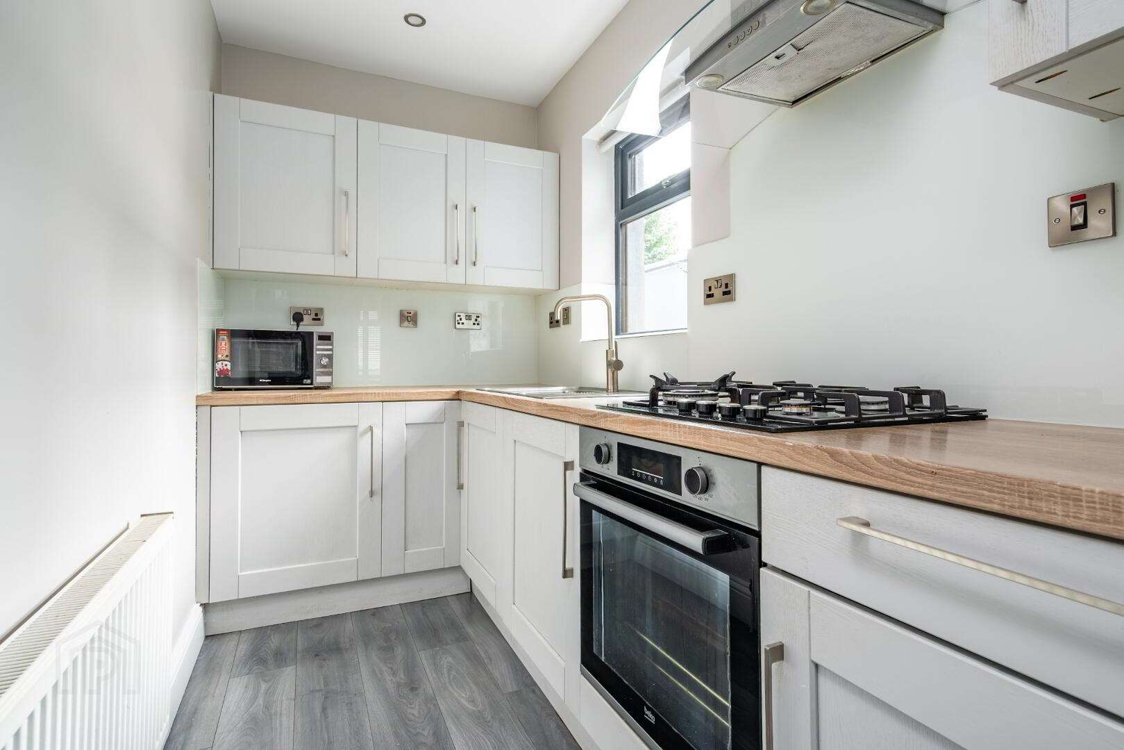 17 Maginn Avenue 8 of 25