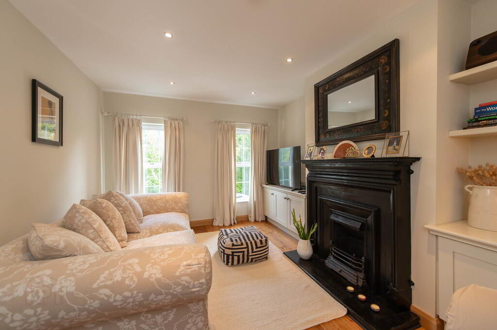 29 Tobar-Glen Crescent 9 of 29