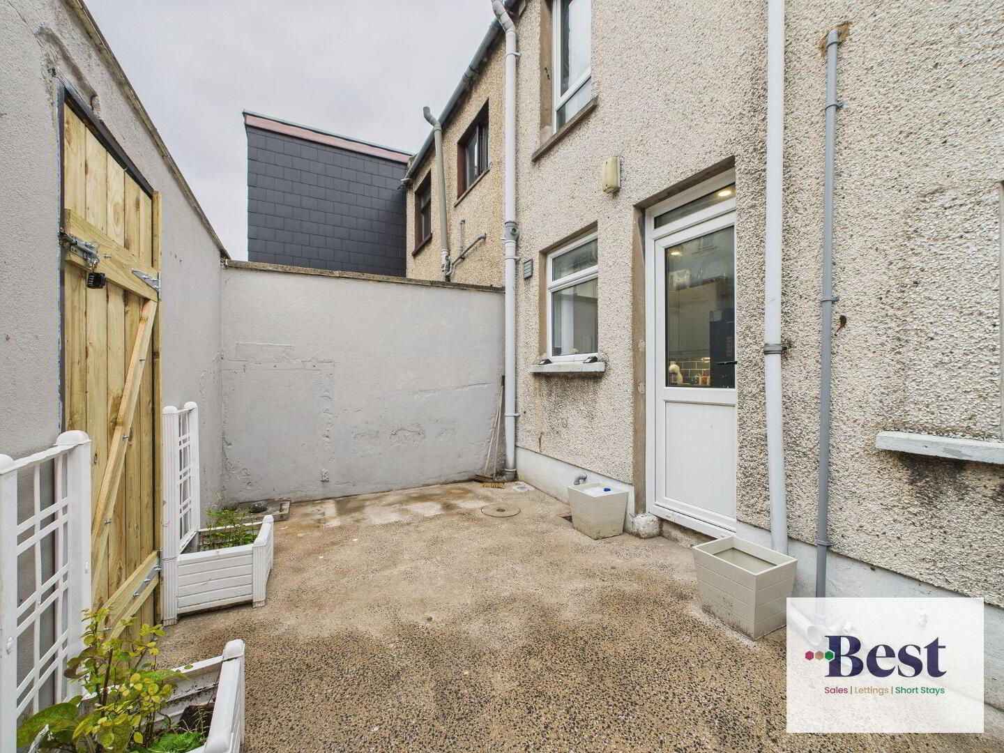 9 Ronald Street 13 of 16