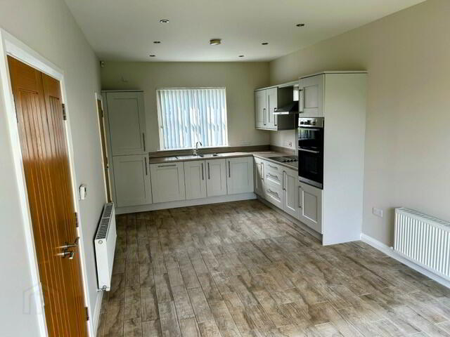 12 Shell Hill Court 2 of 14