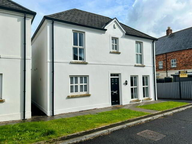 12 Shell Hill Court 1 of 14
