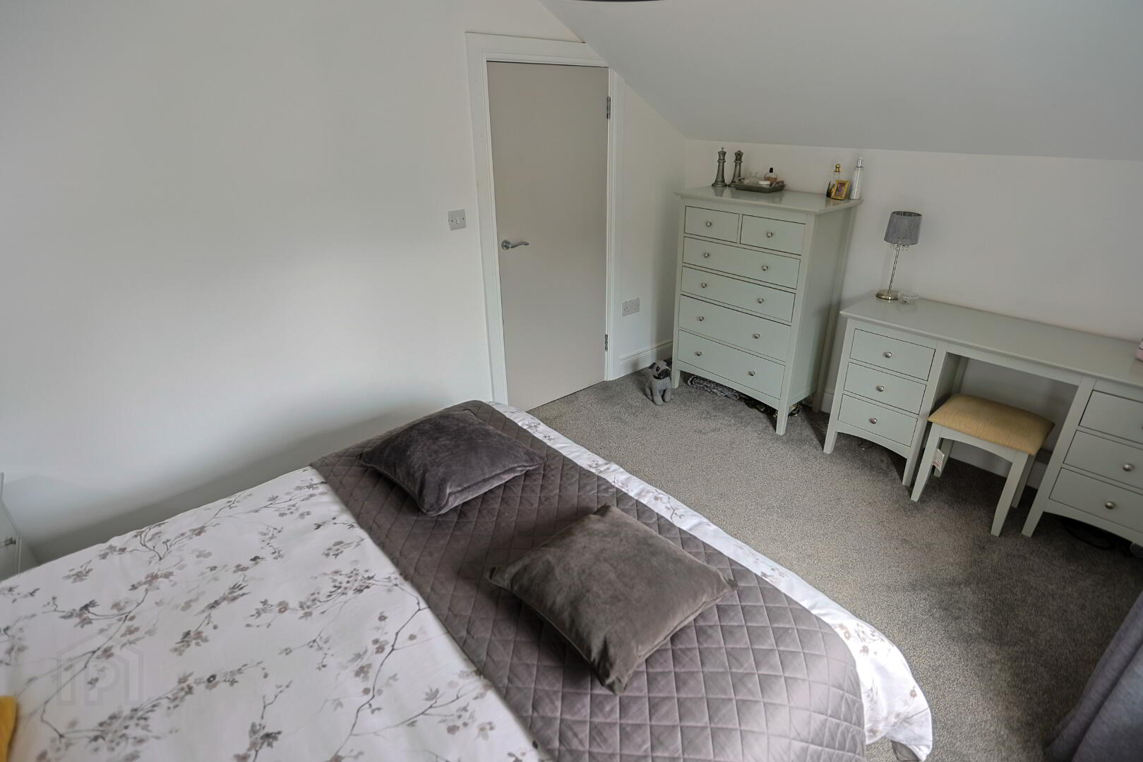 196 Huntly Road 43 of 53