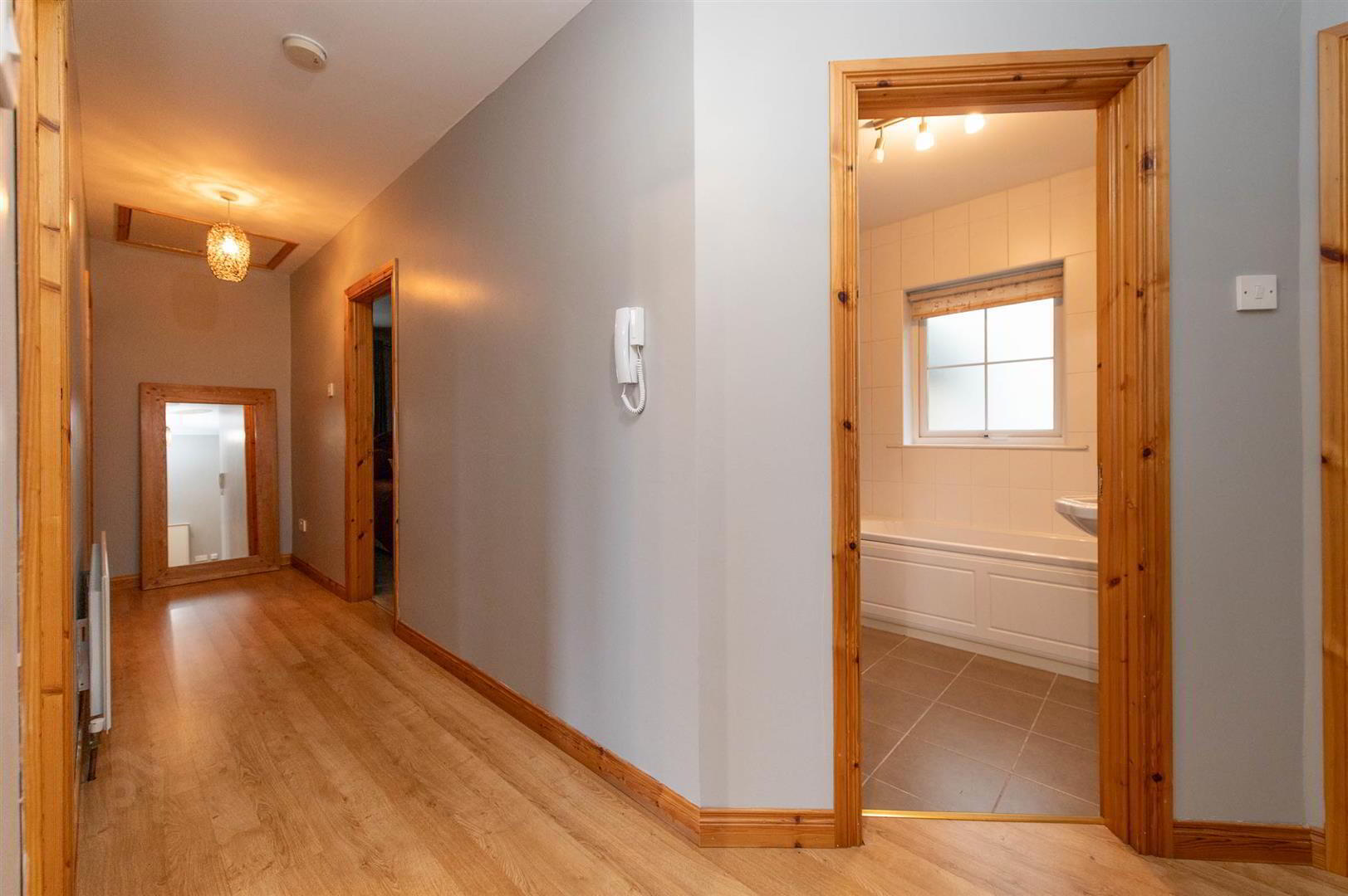 Apt 5 Gate House, Mews 5 of 26