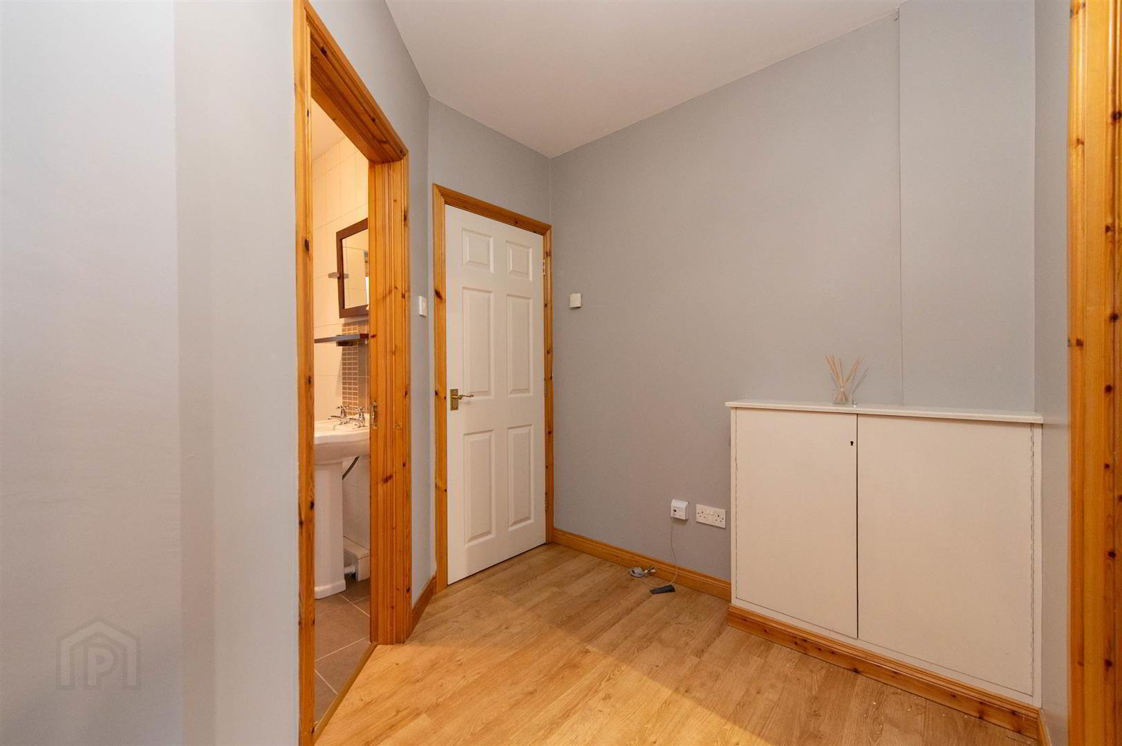 Apt 5 Gate House, Mews 4 of 26