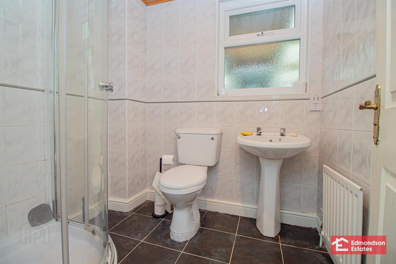 48 Straid Road 16 of 41