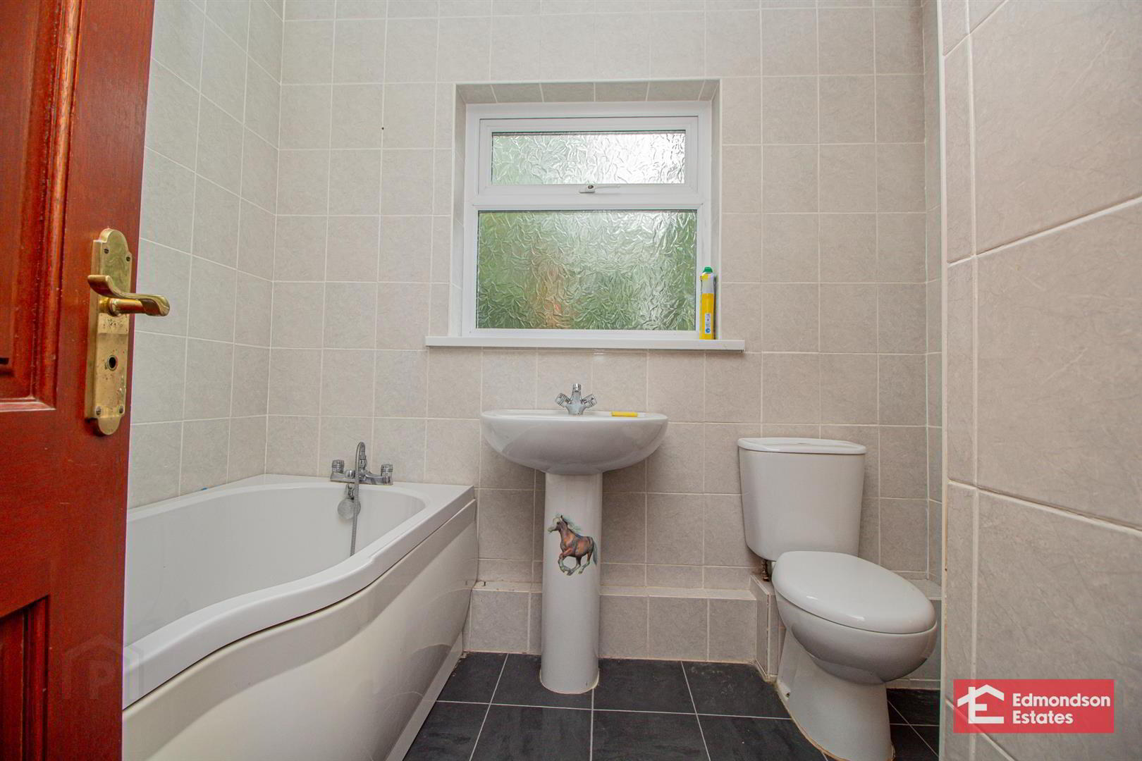 48 Straid Road 24 of 41
