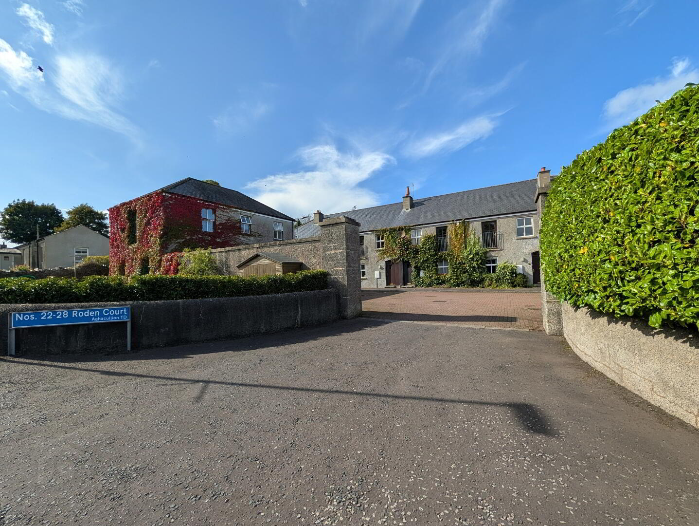 26 Roden Court 1 of 26