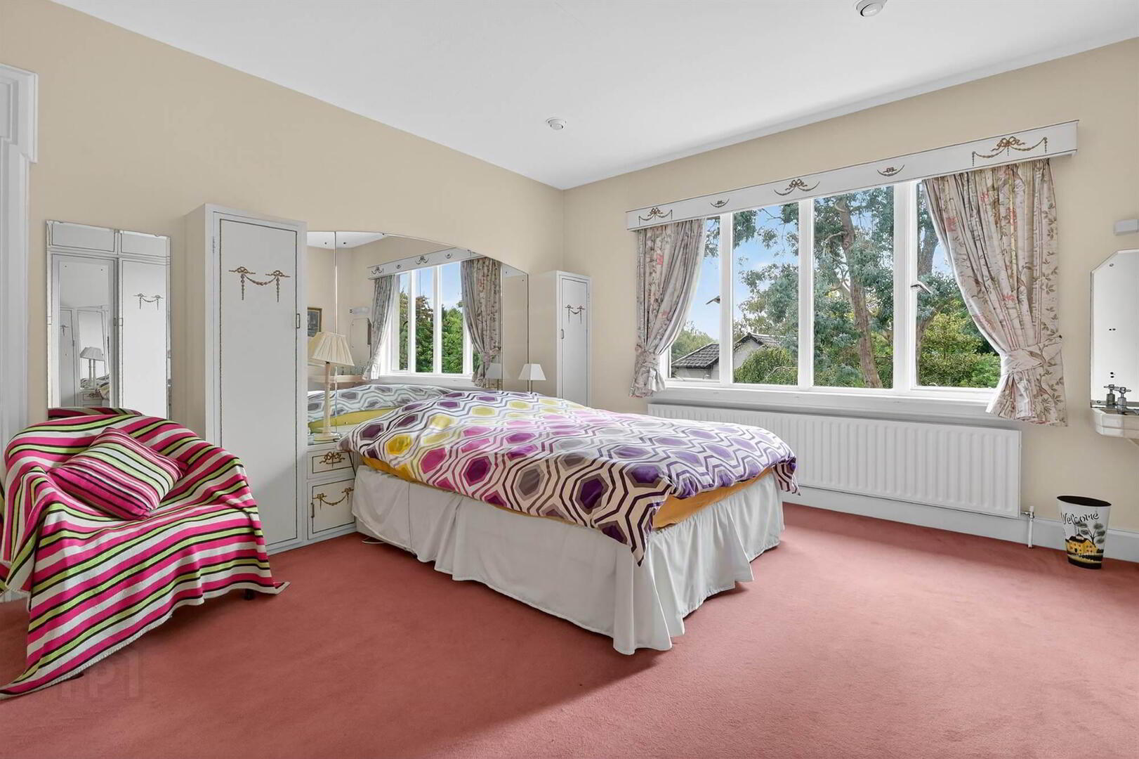 'The White Lodge', 1 Malone Court 22 of 35