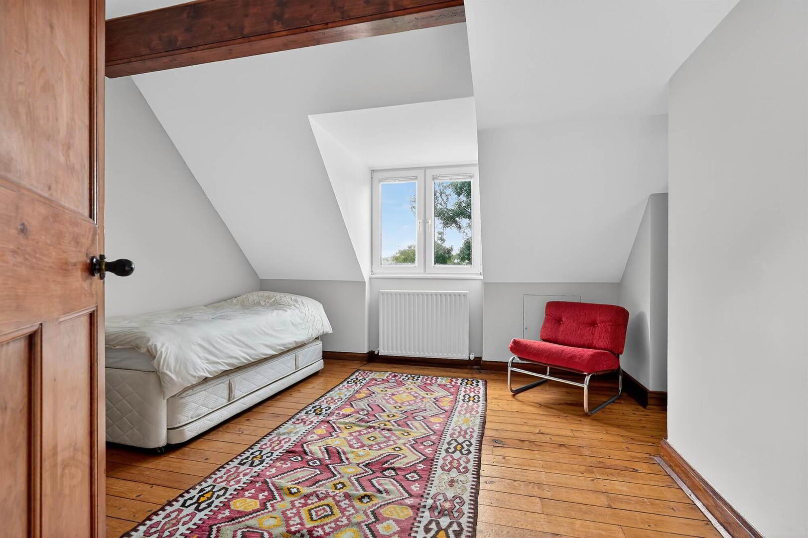 'The White Lodge', 1 Malone Court 26 of 35