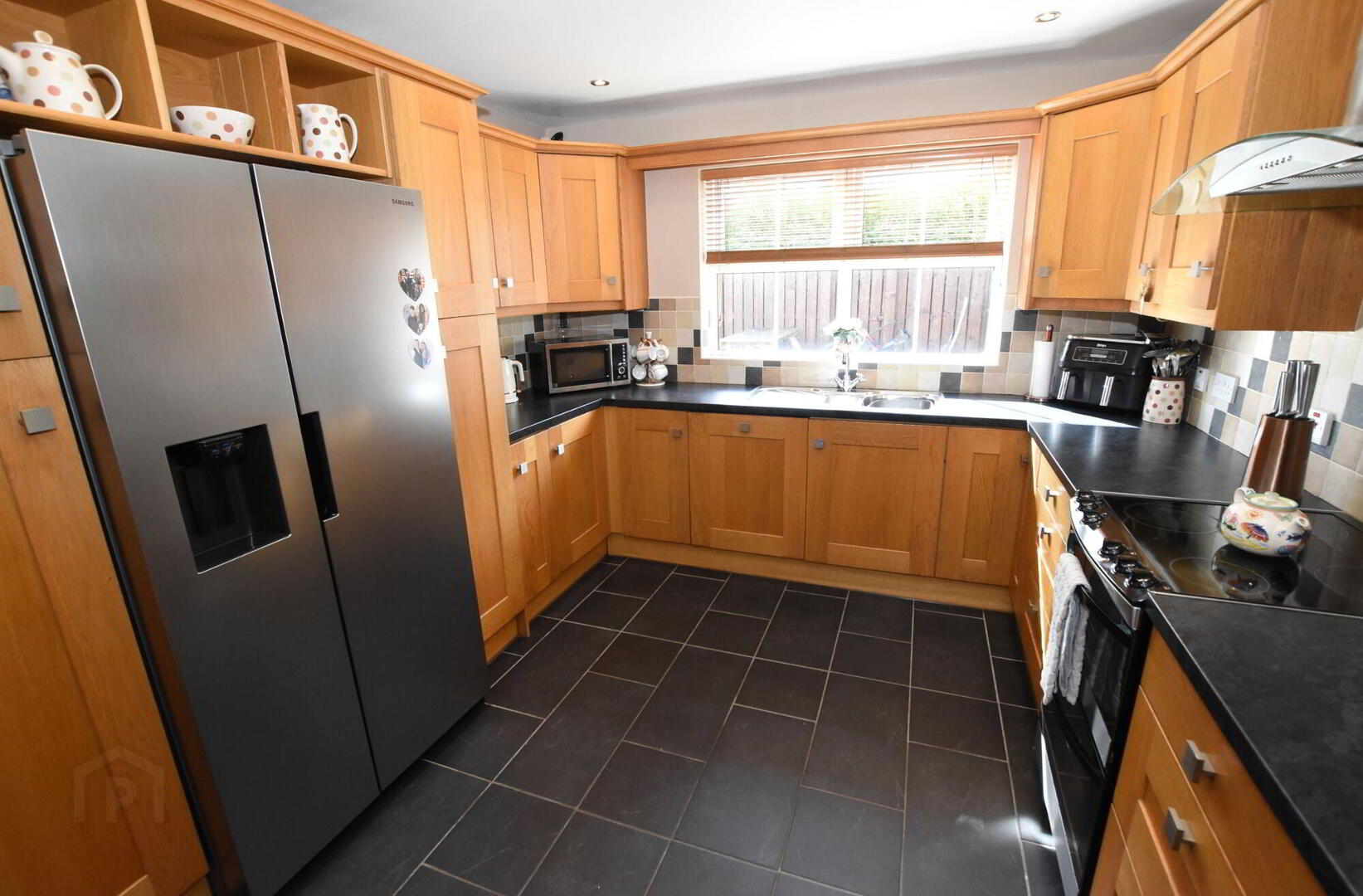 9 Seahaven Drive 12 of 32