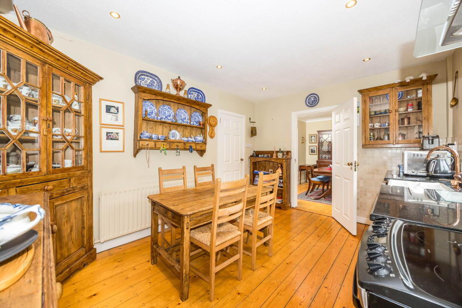 3 Roselawn View 7 of 21