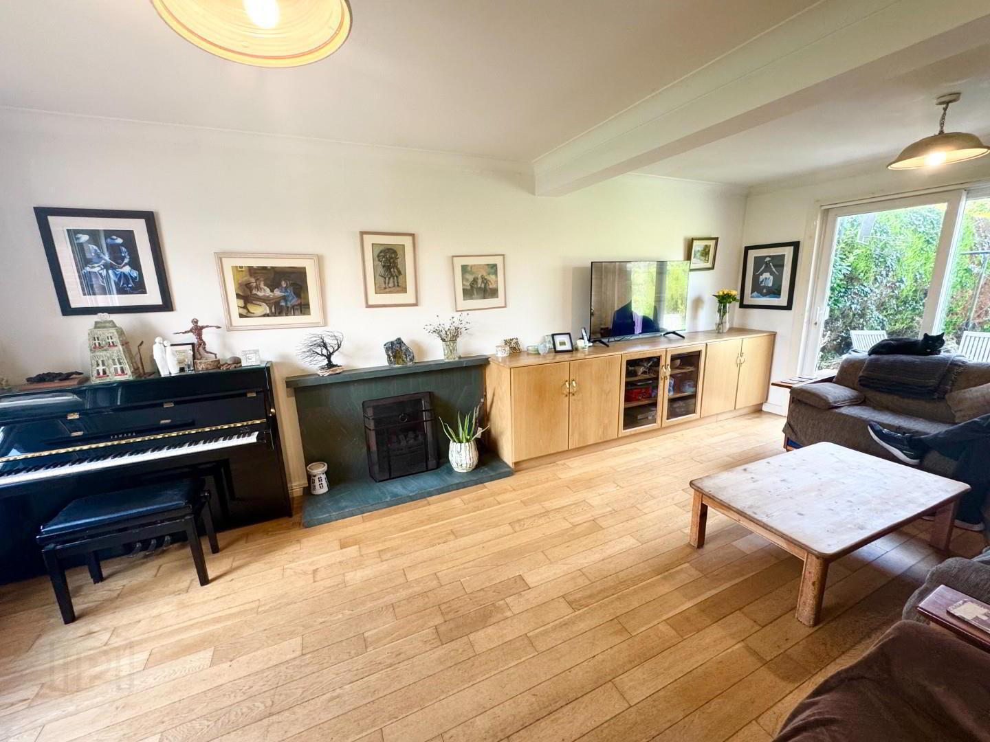 21 Rockfield 5 of 24
