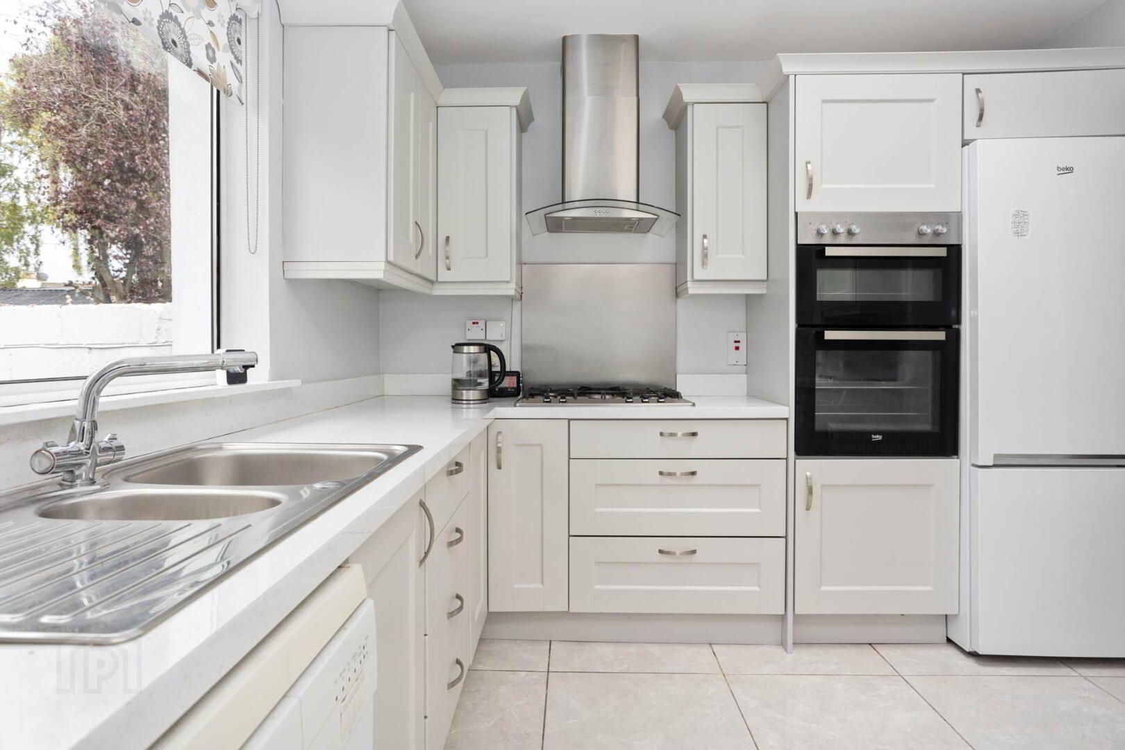 42 Dara Court 5 of 24