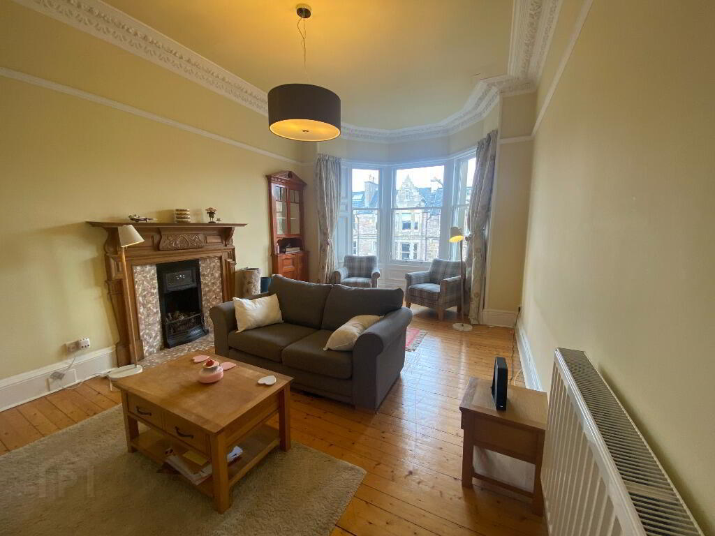 88 Warrender Park Road 2 of 17