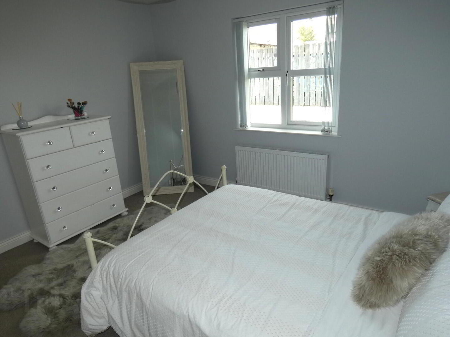 9 Loughview Park 16 of 25