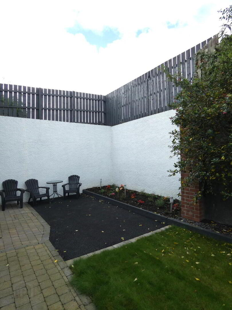 9 Loughview Park 24 of 25