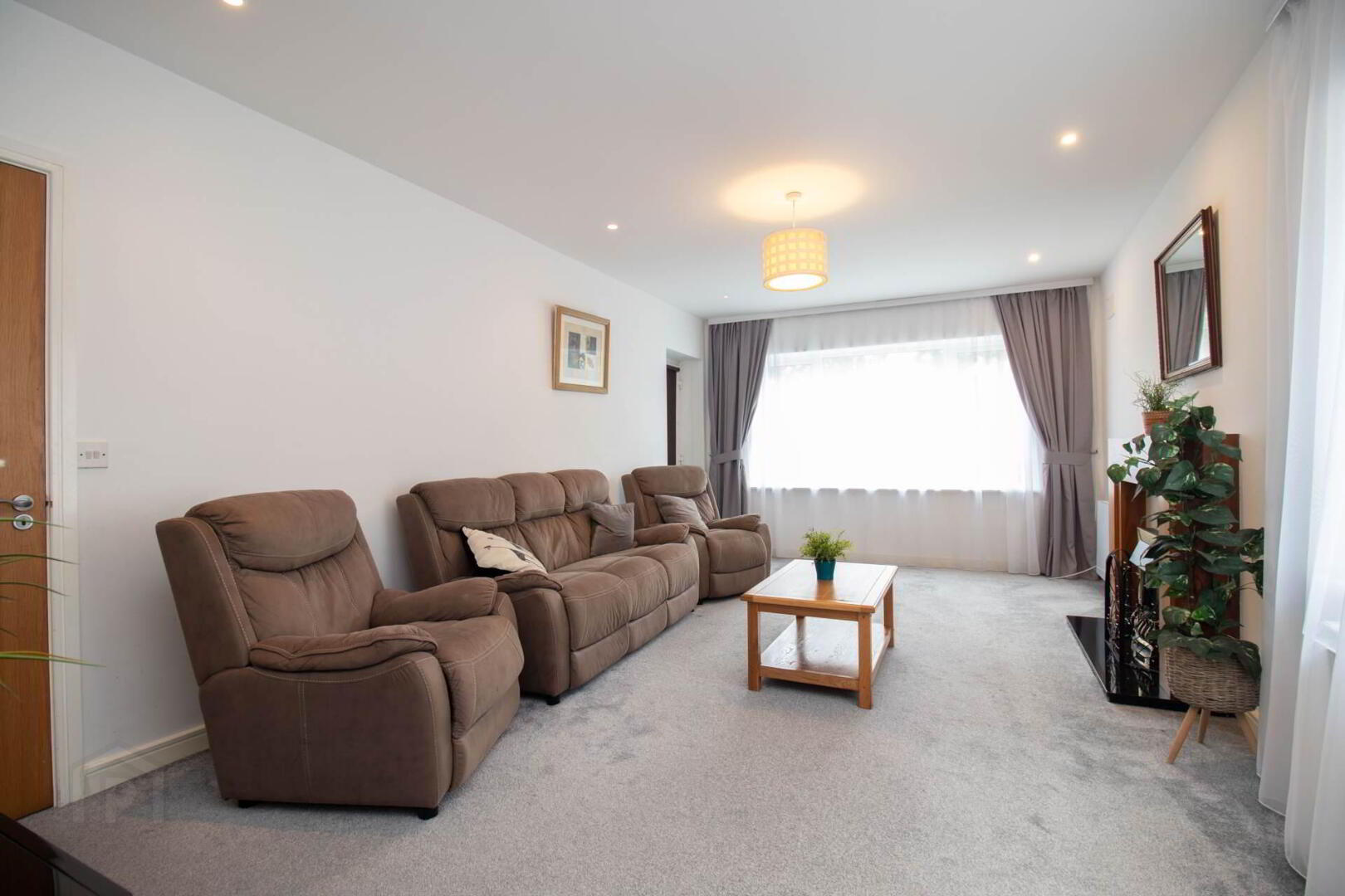 15 Kempton Court 4 of 20