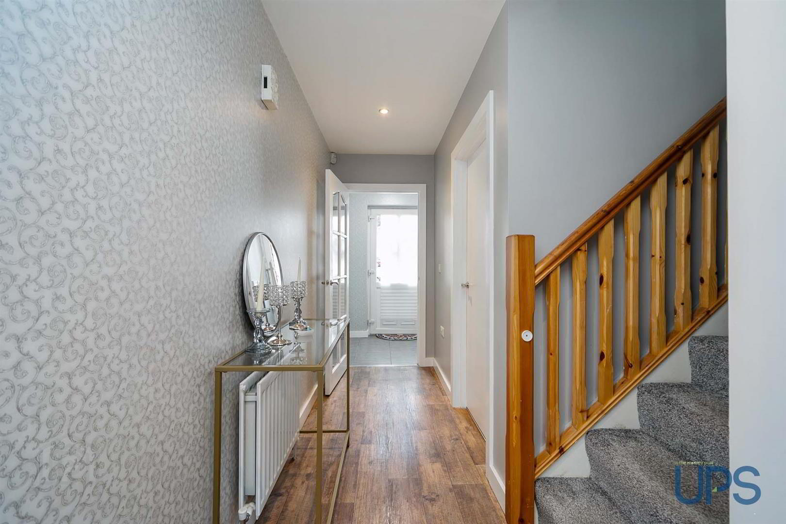 8 Lagmore View Manor 11 of 30