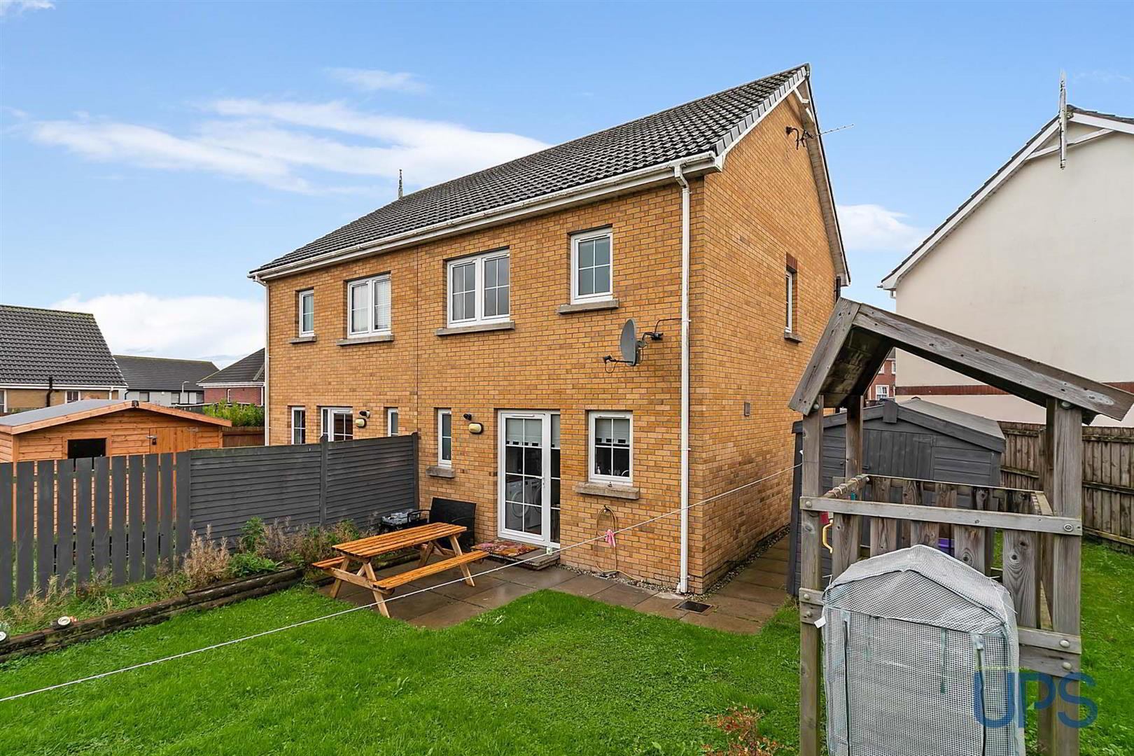 8 Lagmore View Manor 23 of 30