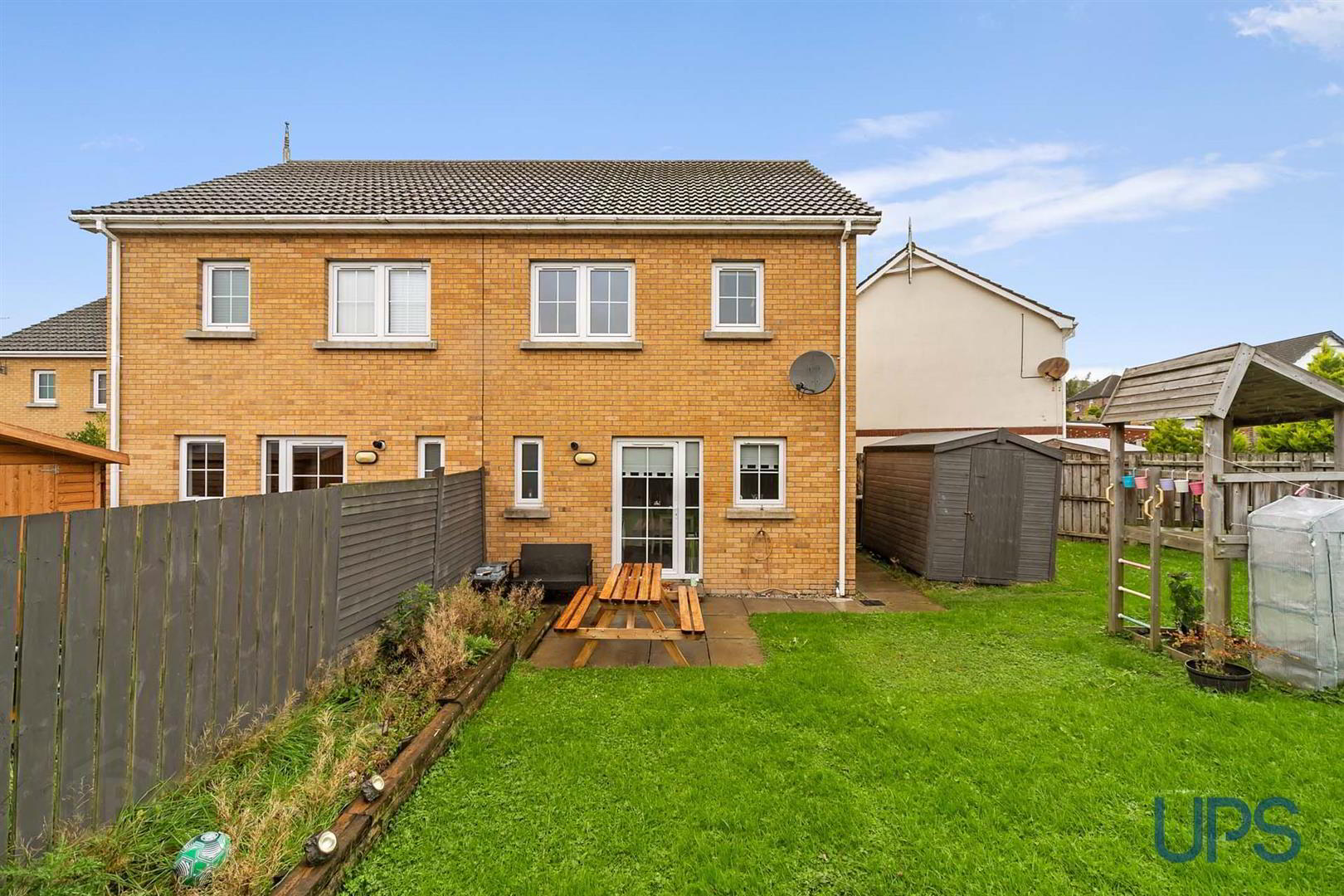 8 Lagmore View Manor 24 of 30