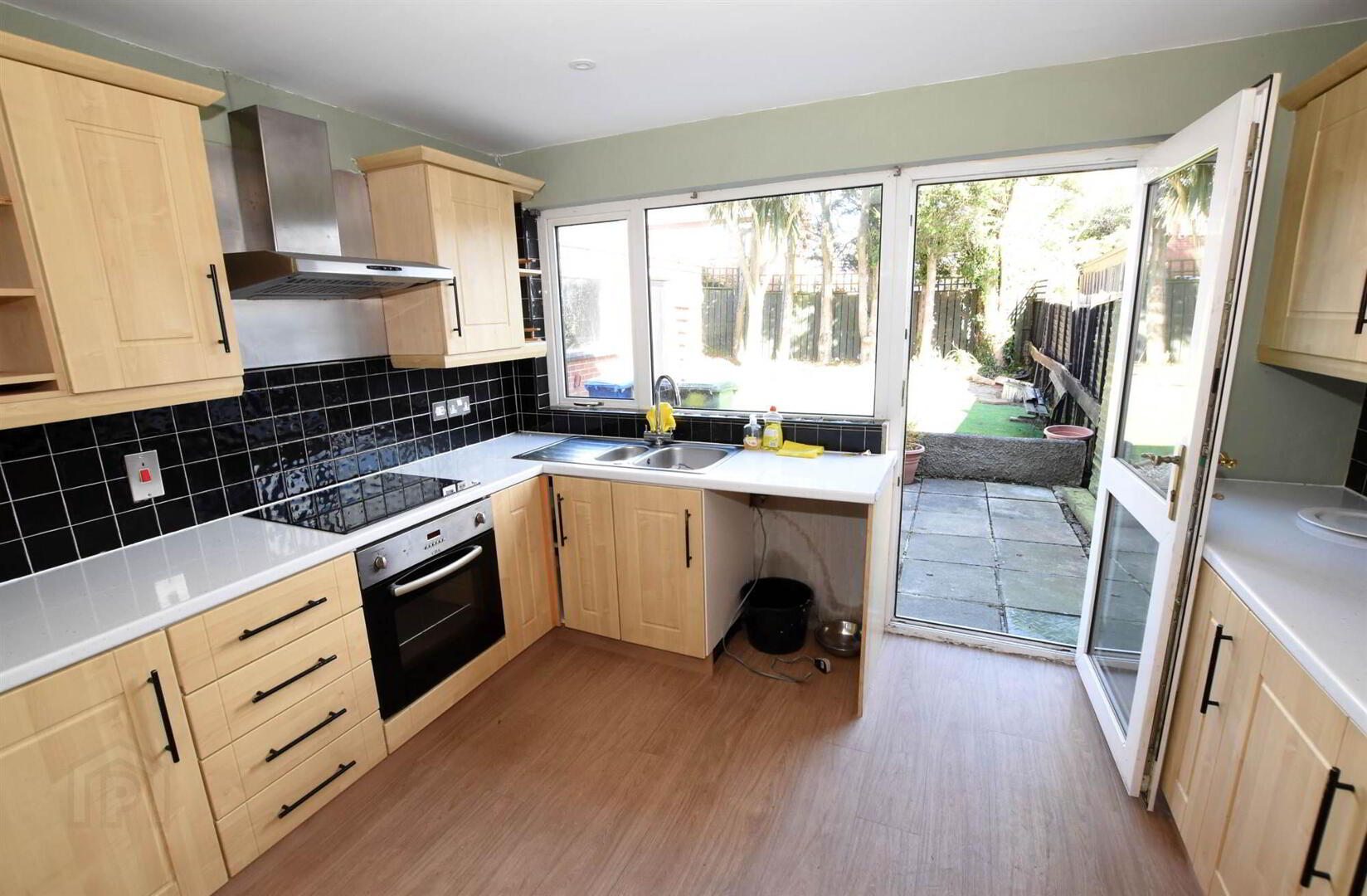 17 Ashbury Grove 7 of 15