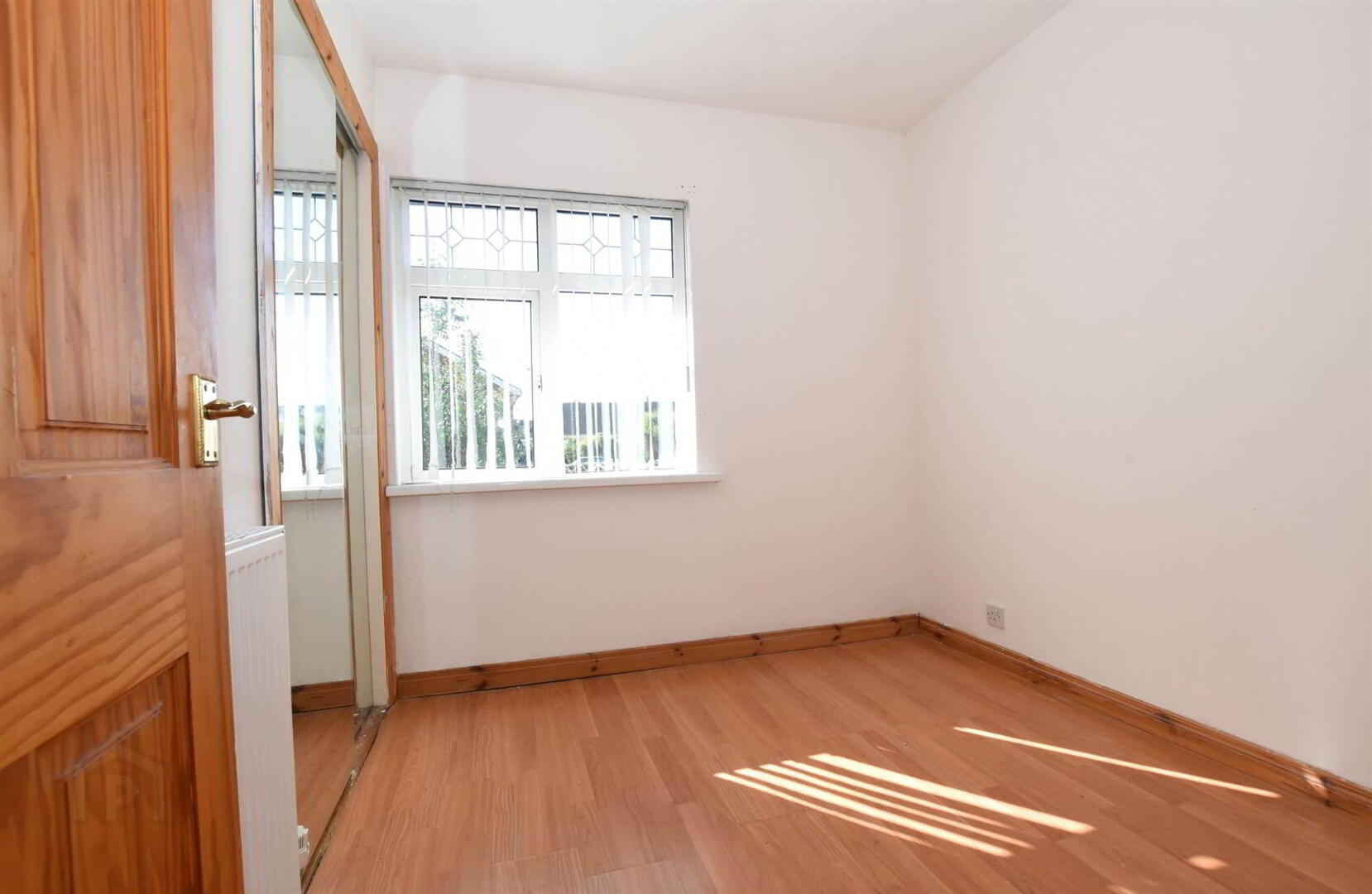 17 Ashbury Grove 11 of 15