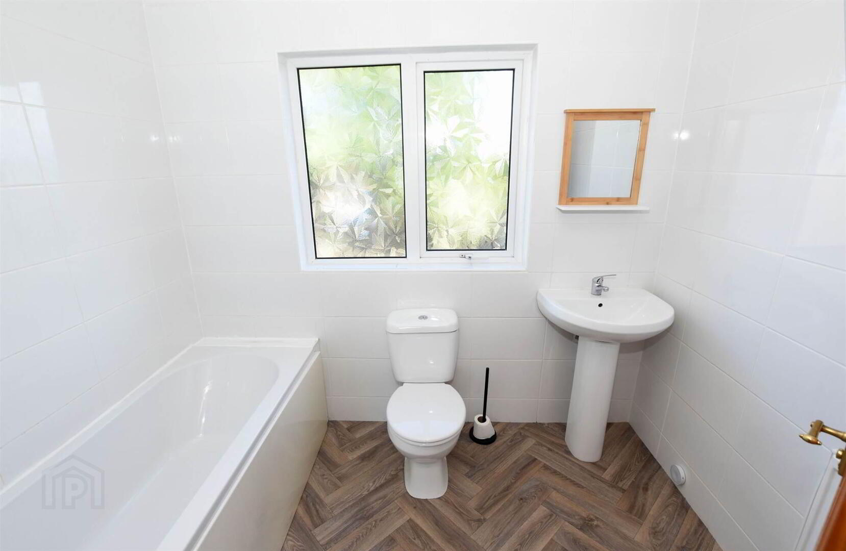 17 Ashbury Grove 12 of 15