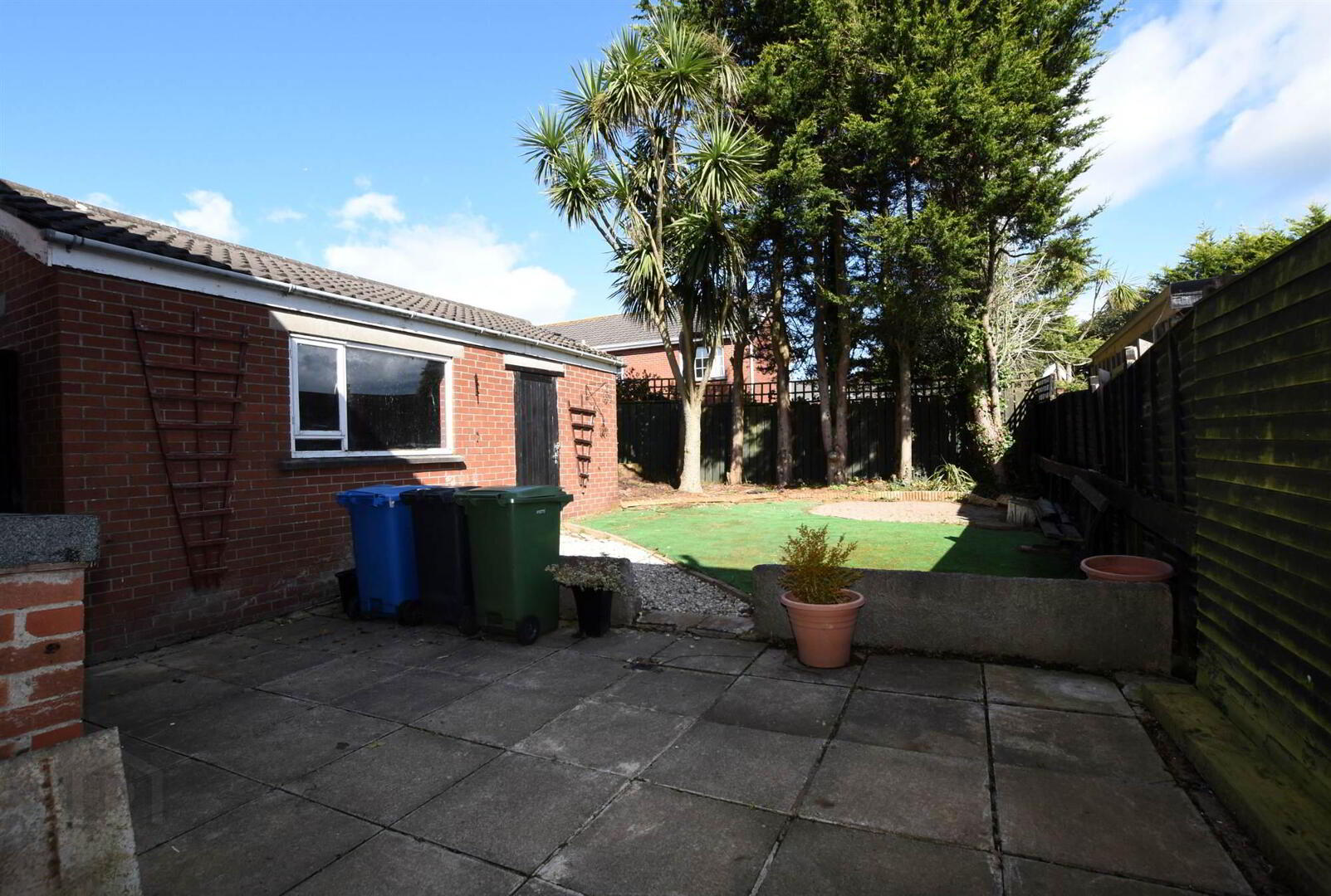 17 Ashbury Grove 13 of 15