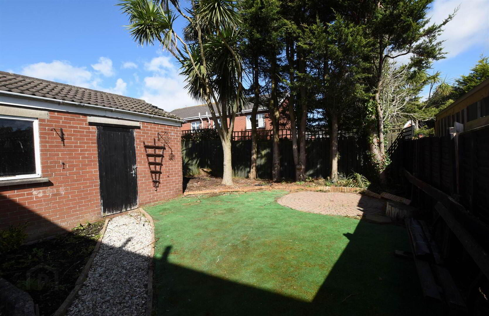 17 Ashbury Grove 14 of 15