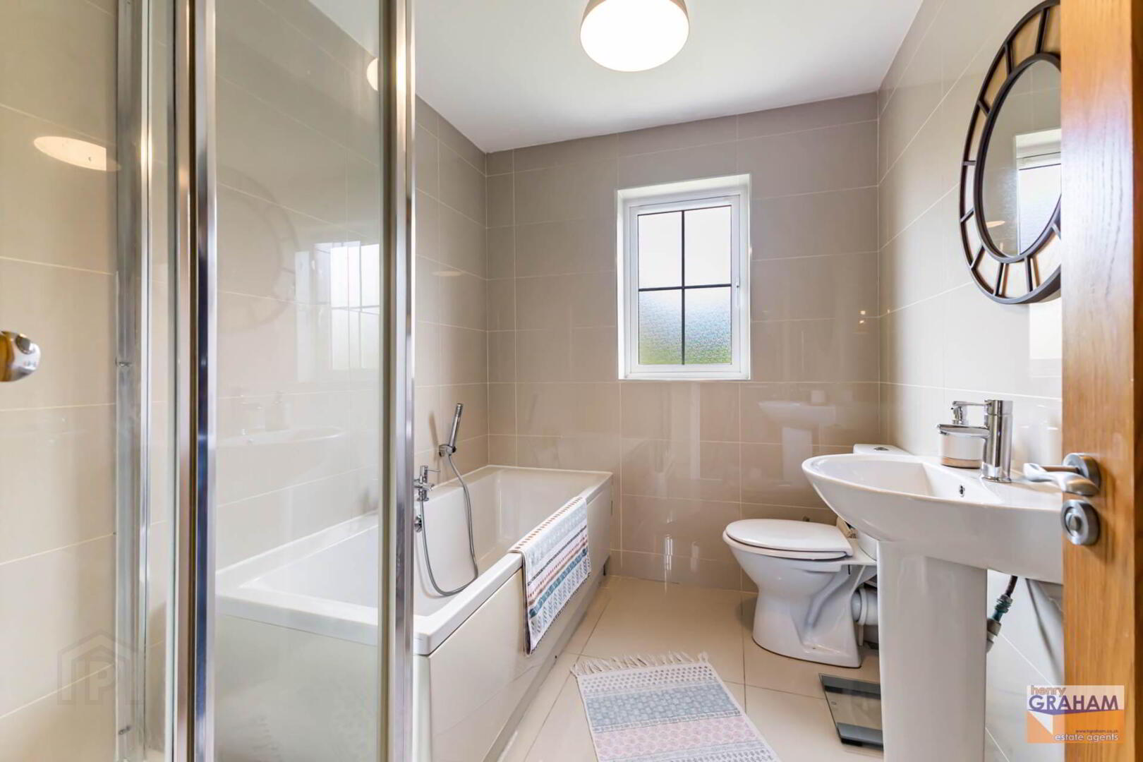 2 Holstein Close 19 of 25
