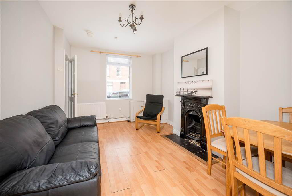 114 Ebor Street 3 of 7
